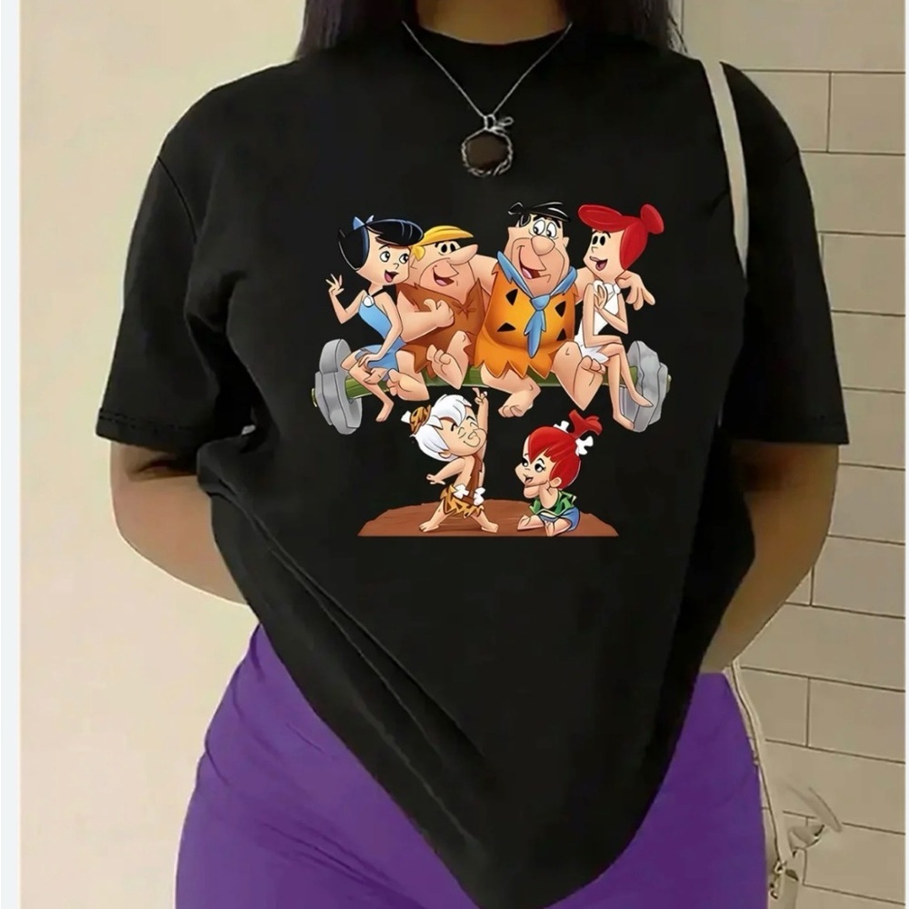 Bundle 2+ items for 30% off Cartoon Graphic Black T-Shirt
